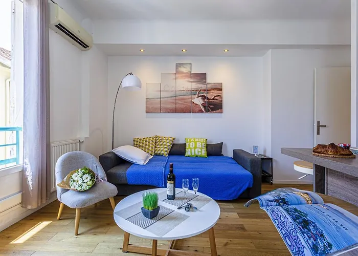 My Casa - Meyerbeer Apartman